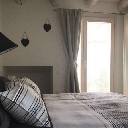 Antonella Gardalake 2 Ντεζεντσάνο ντελ Γκάρντα Εξωτερικό φωτογραφία